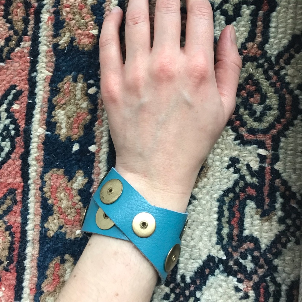 🌈2/$20 Turquoise studded Leather cuff Bracelet